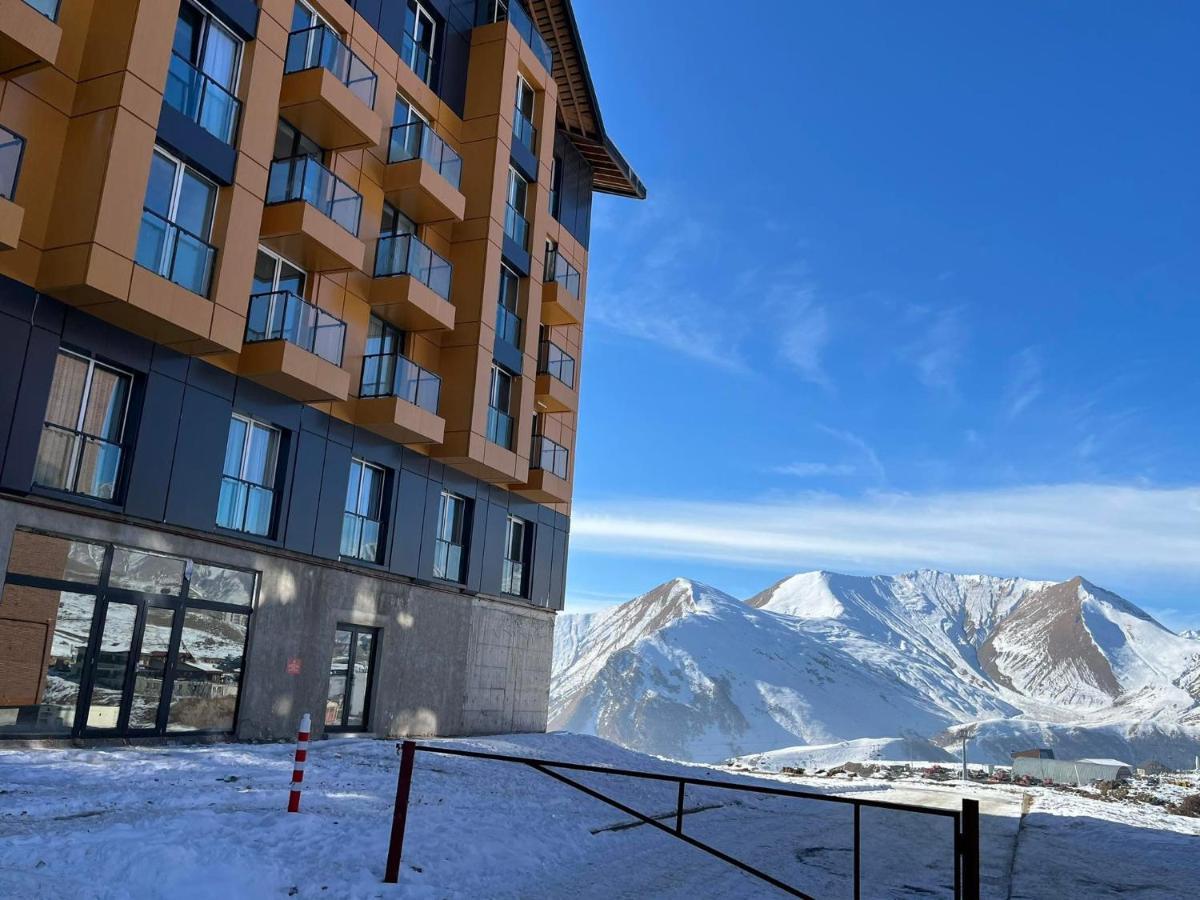 Delux Apartment For 6 Guest, New Gudauri Exteriör bild