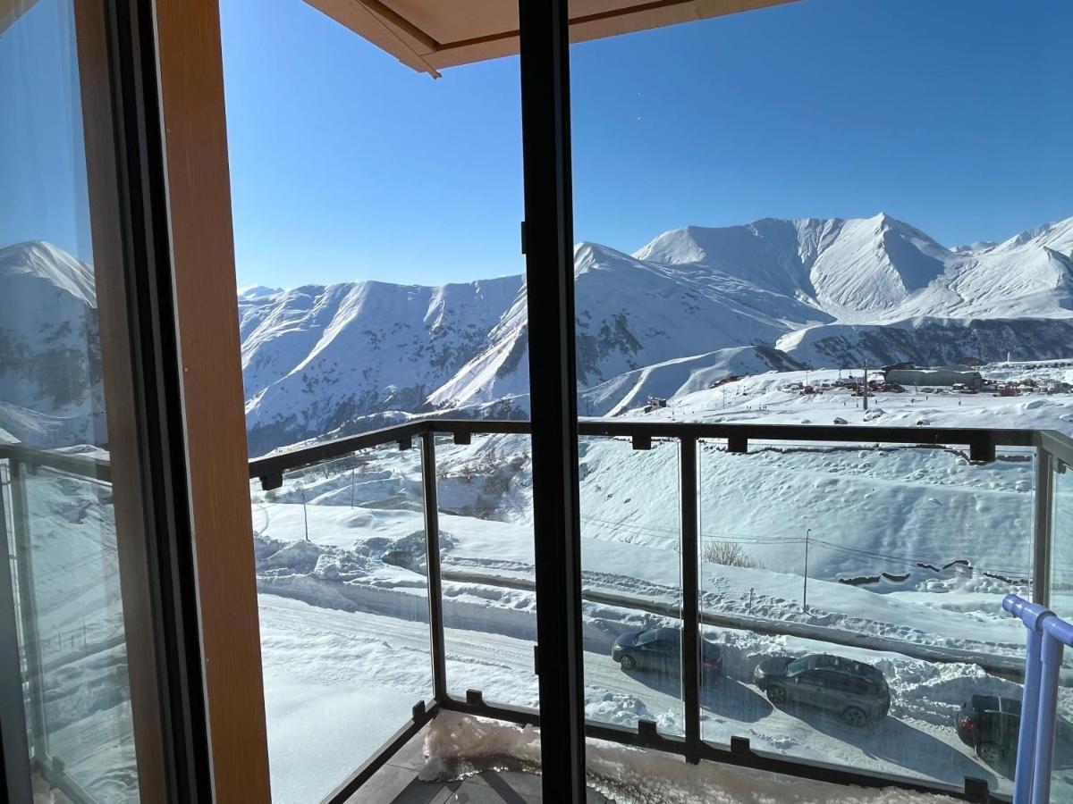 Delux Apartment For 6 Guest, New Gudauri Exteriör bild