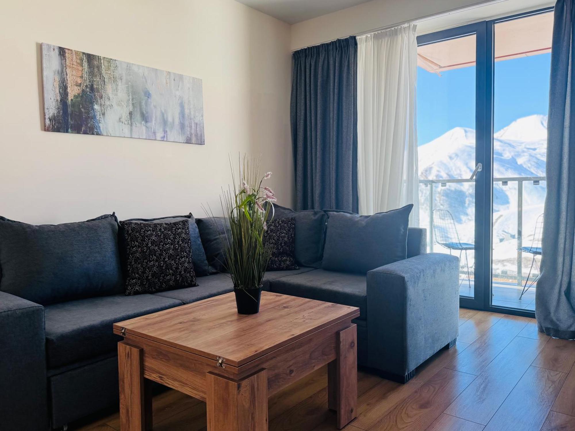 Delux Apartment For 6 Guest, New Gudauri Exteriör bild